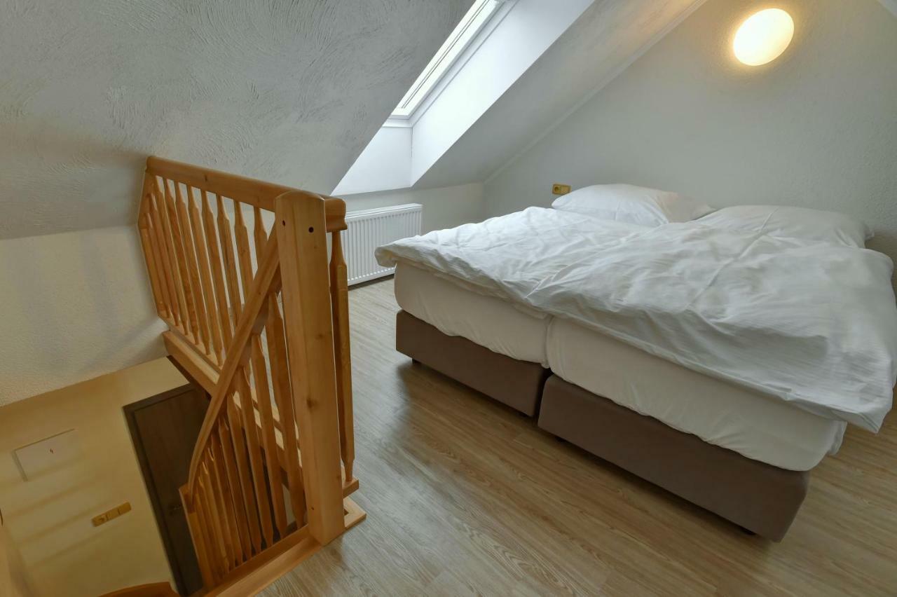 Zamecka Fortovna Obora - Forester House Kaznejov Bagian luar foto