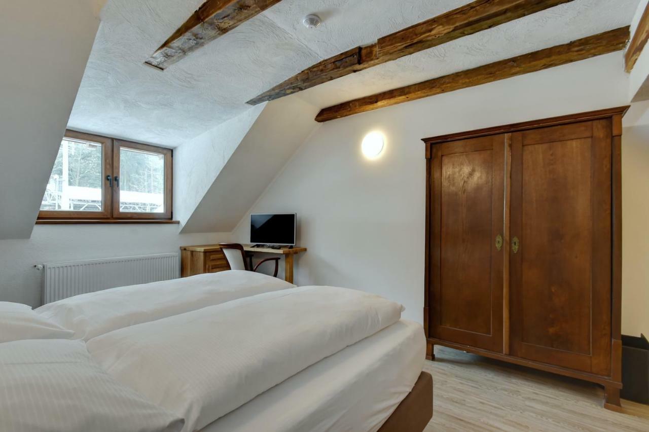 Zamecka Fortovna Obora - Forester House Kaznejov Bagian luar foto